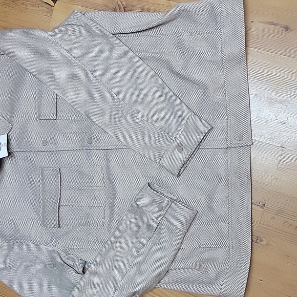 Abbott shacket size XXL - Picture 2 of 7